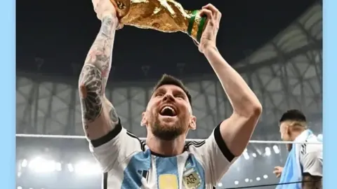 伊万教练执教能力引争议，战术调整与球员熟悉度待提升